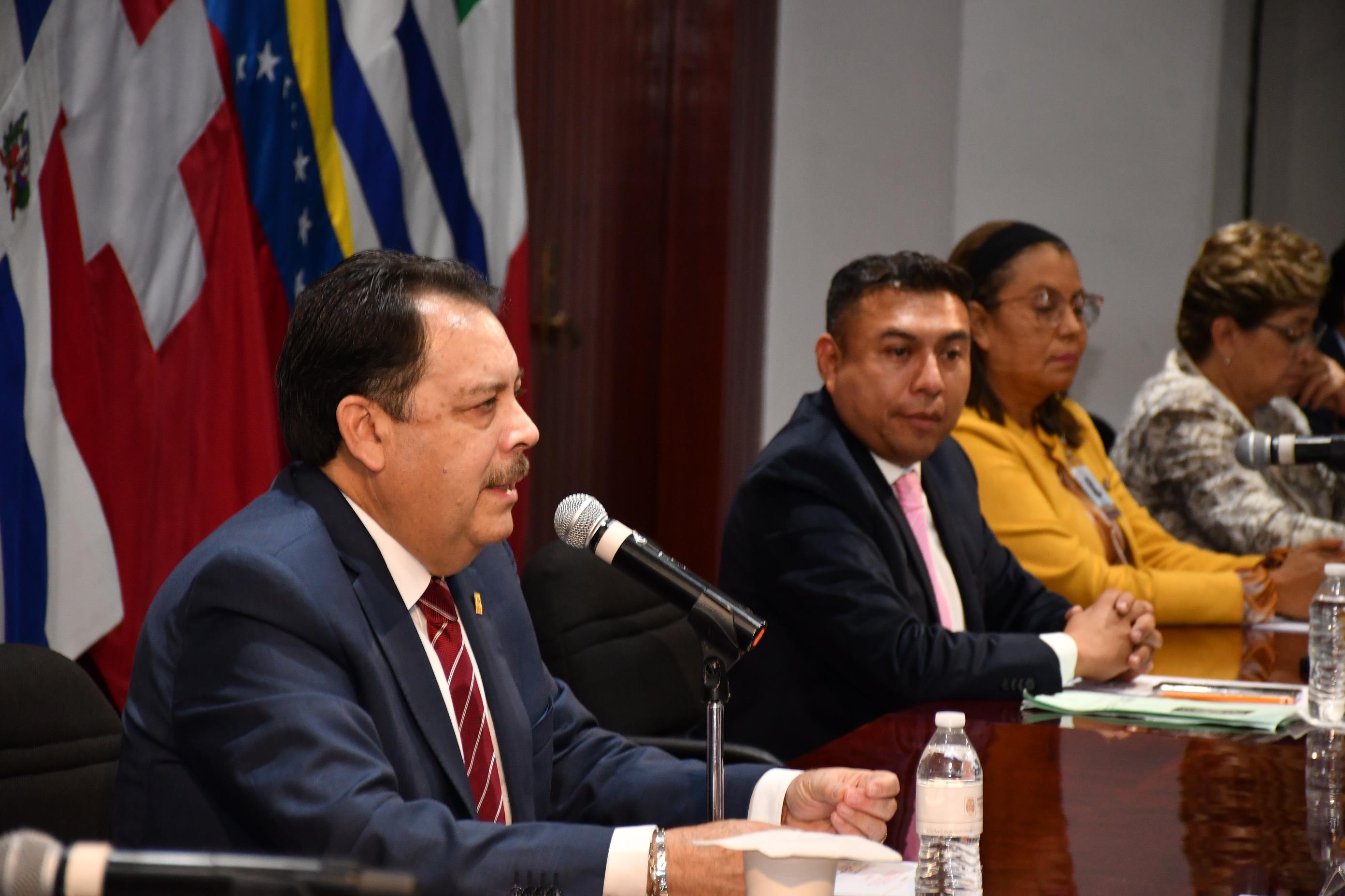  Salutación de la Sección V, Centro Médico Nacional "20 de Noviembre"